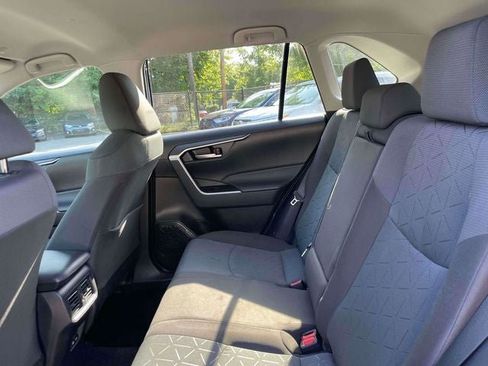 Certified 2025 Toyota RAV4 XLE AWD/4WD image 14