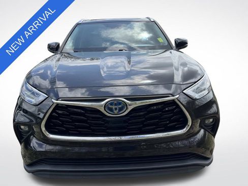 Used 2020 Toyota Highlander Limited image 8