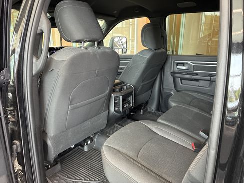 Certified 2024 RAM 2500 Big Horn w/ Night Edition AWD/4WD image 14