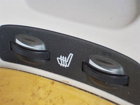 Used 2003 Lexus SC 430 Convertible image 30