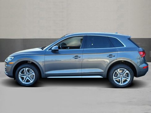 Used 2018 Audi Q5 2.0T Premium Plus w/ Premium Plus Package AWD/4WD image 3