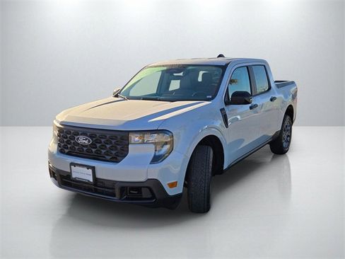 New 2025 Ford Maverick XLT w/ XLT Luxury Package image 8