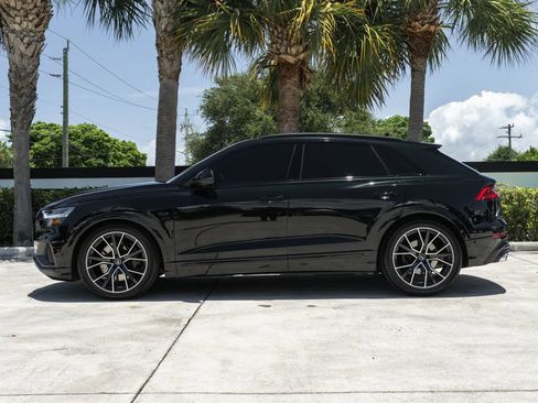 Used 2023 Audi SQ8 Prestige AWD/4WD image 3