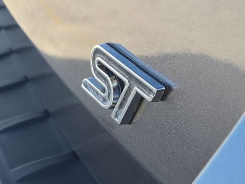 Used 2024 Ford Explorer ST w/ Equipment Group 401A image 9