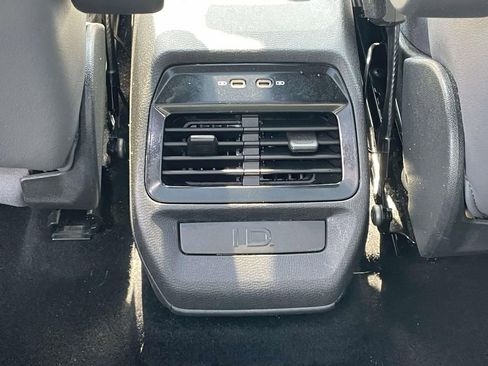 Used 2022 Volkswagen ID.4 Pro S AWD/4WD image 12