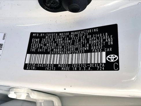 Certified 2021 Toyota Corolla LE image 30