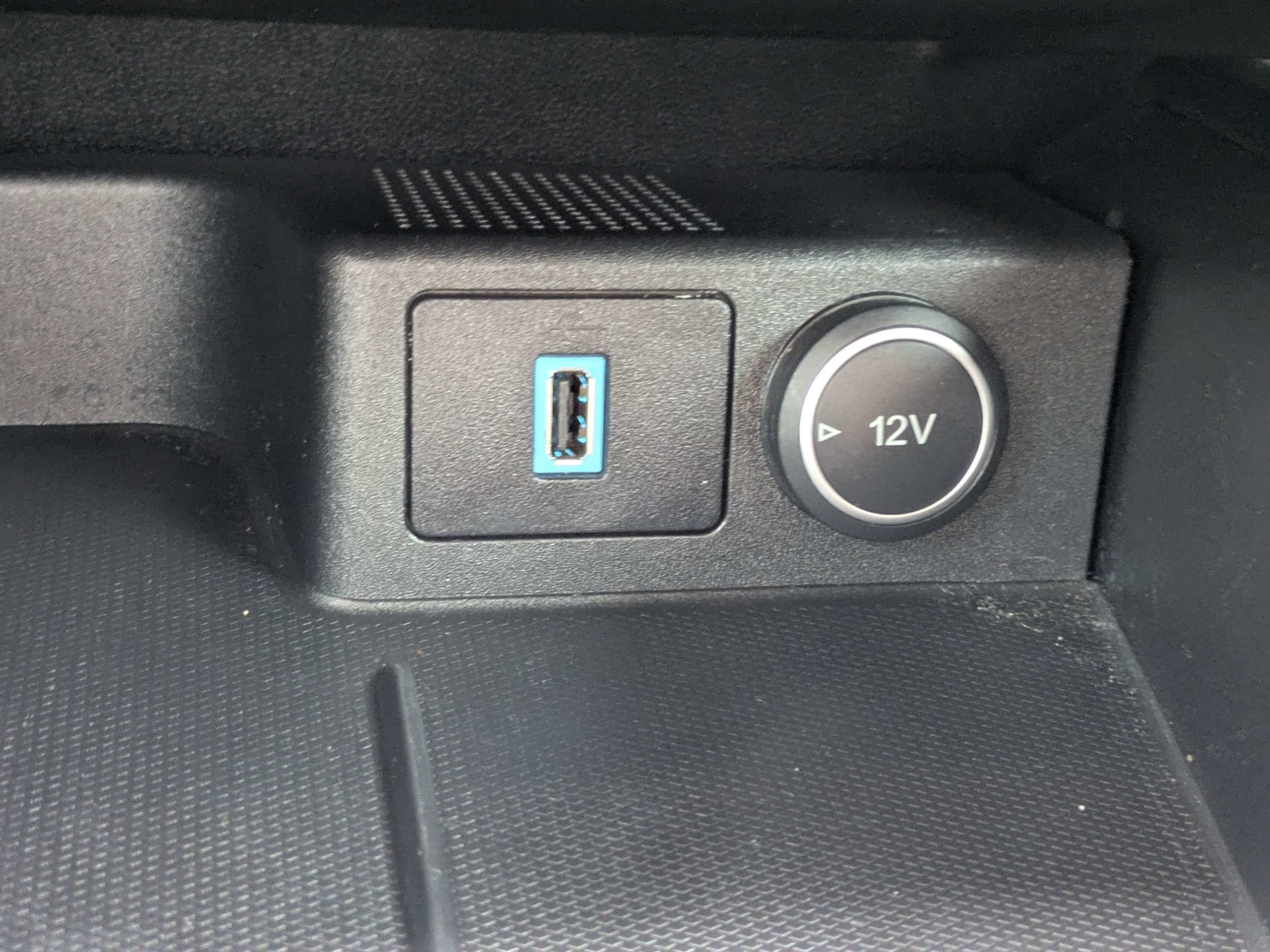 Used 2020 Ford Escape SE FWD image 27