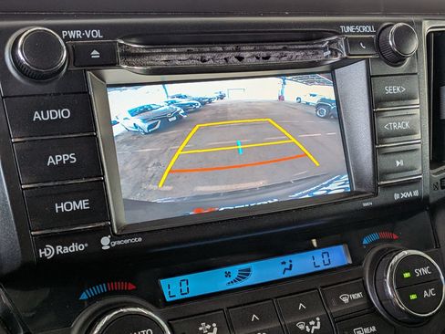 Certified 2018 Toyota RAV4 XLE FWD image 20