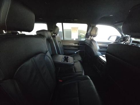 Used 2024 Jeep Wagoneer L Series II w/ Flexible Seating Group image 23