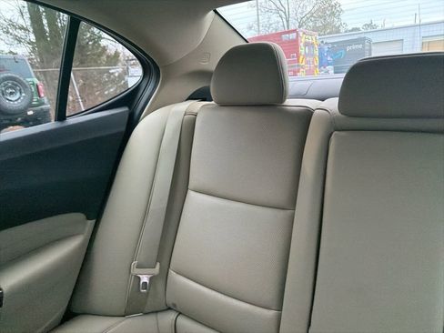 Used 2018 Acura TLX w/ Technology Package image 11