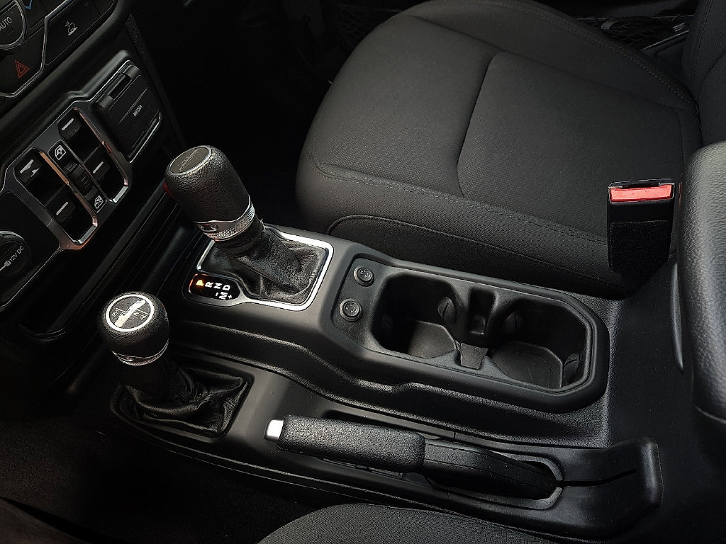 Used 2022 Jeep Gladiator Sport AWD/4WD image 20