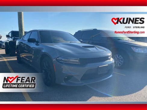 Used 2019 Dodge Charger R/T w/ Plus Group RWD image 1