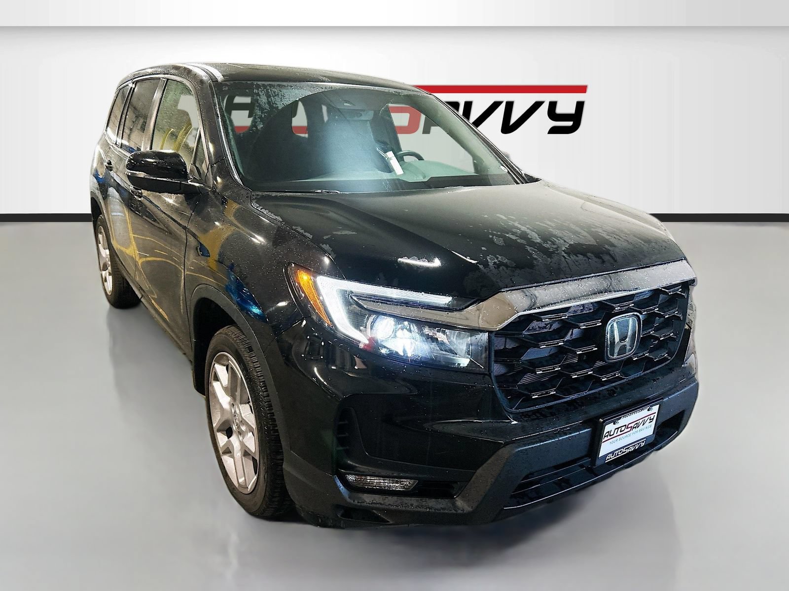 Used 2025 Honda Passport EX-L image 1