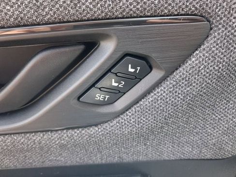 New 2026 Subaru Outback Limited AWD/4WD image 21