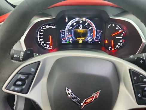 Used 2018 Chevrolet Corvette Z06 RWD image 19