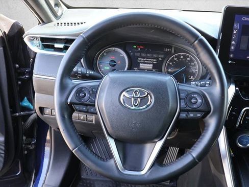 Certified 2022 Toyota Venza Limited w/ Advanced Technology Package AWD/4WD image 14