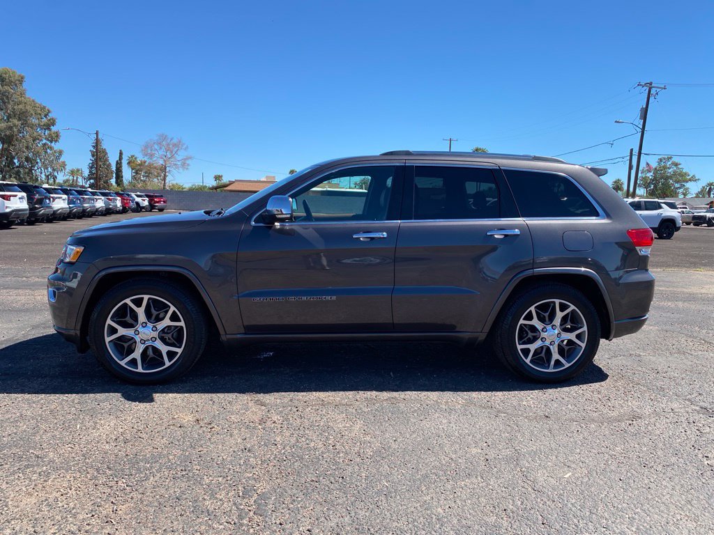Used 2021 Jeep Grand Cherokee Overland AWD/4WD image 3