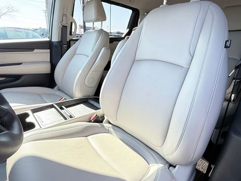 Used 2025 Honda Odyssey EX-L image 23