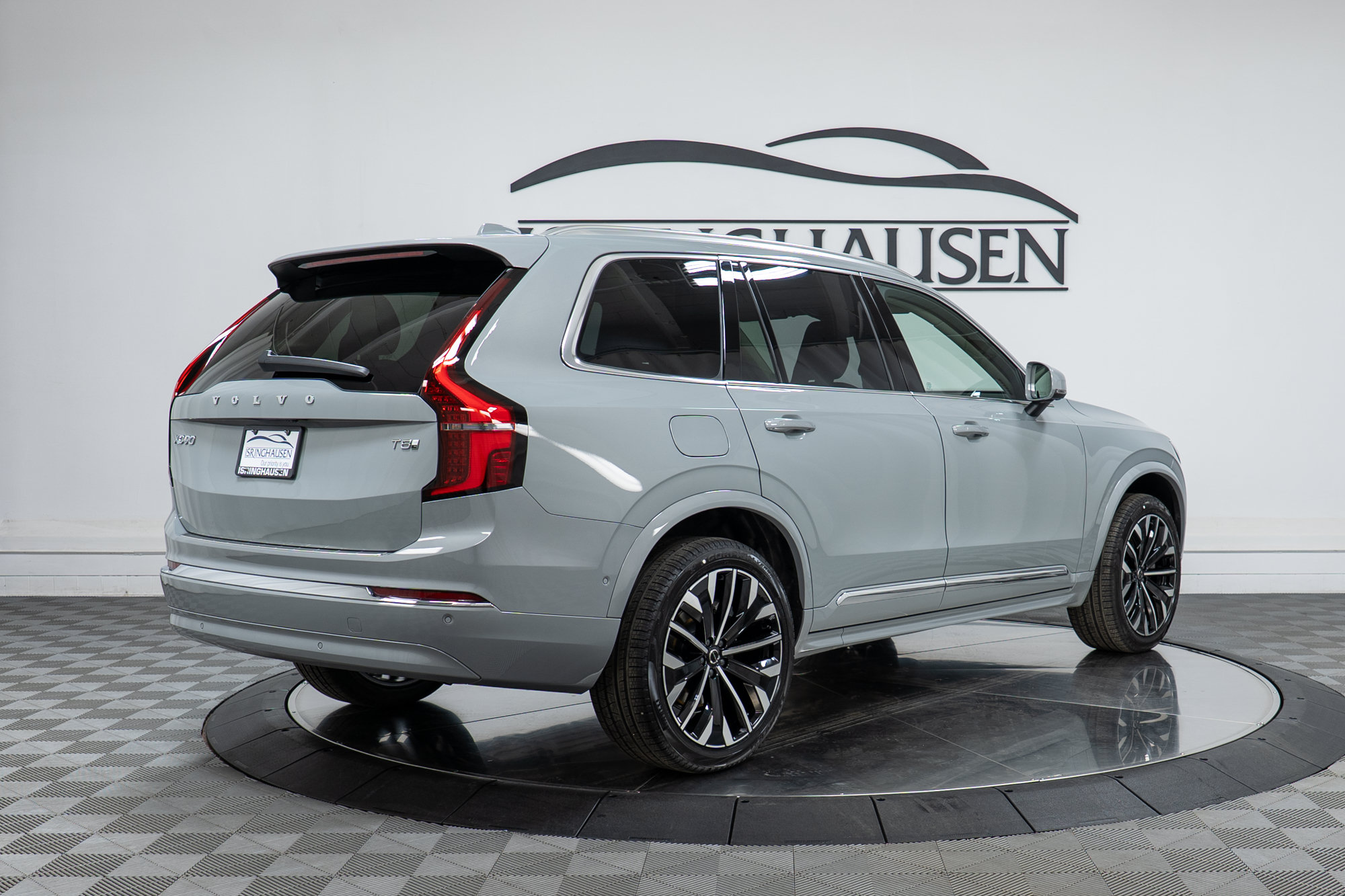 New 2026 Volvo XC90 T8 Plus w/ Protection Package Premier AWD/4WD image 5