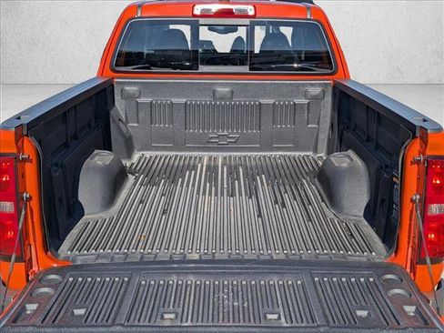 Used 2021 Chevrolet Colorado LT w/ LT Convenience Package image 6