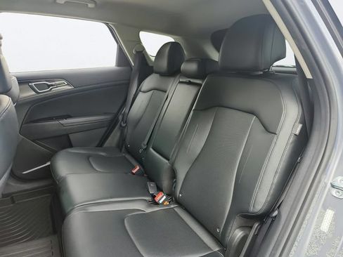 Certified 2024 Kia Sportage EX FWD image 21