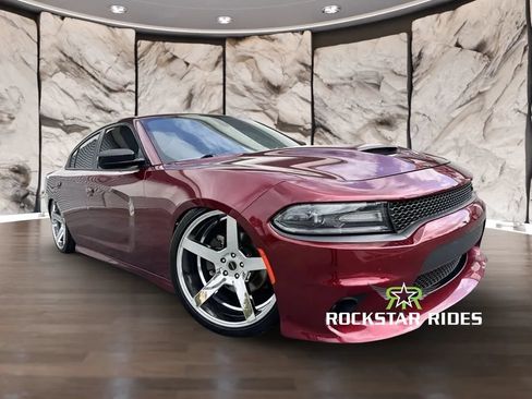 Used 2019 Dodge Charger R/T w/ Driver Confidence Group RWD image 9