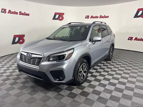 Used 2021 Subaru Forester Premium AWD/4WD image 2