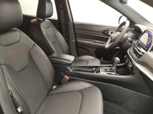 Used 2024 Jeep Compass Trailhawk AWD/4WD image 21