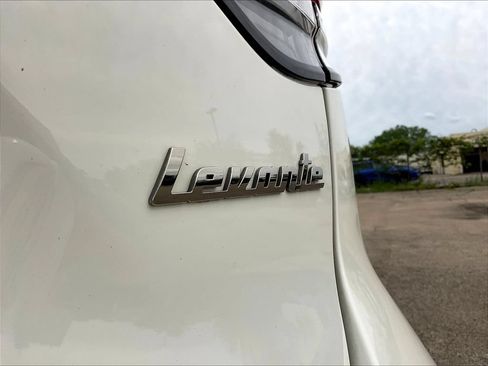 Used 2024 Maserati Levante Modena Ultima AWD/4WD image 24