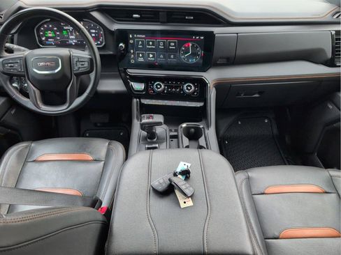 Used 2024 GMC Sierra 1500 AT4 w/ AT4 Premium Package image 34