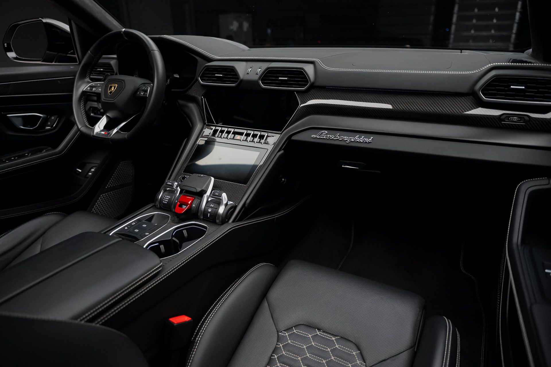 Used 2024 Lamborghini Urus S AWD/4WD image 62