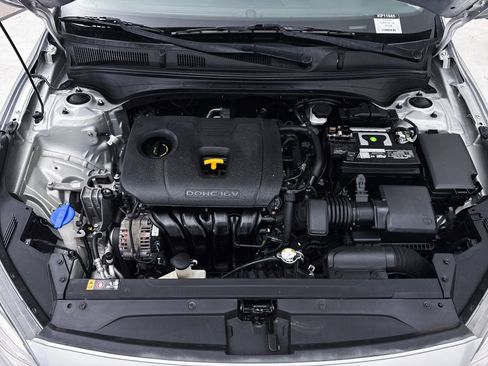 Used 2019 Kia Forte LXS FWD image 10