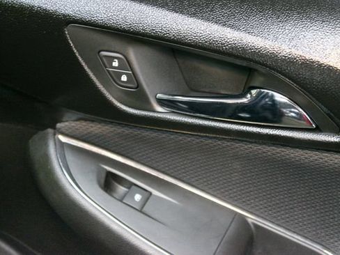 Used 2019 Chevrolet Cruze LT w/ LT True North Edition FWD image 9