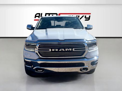 Used 2022 RAM 1500 Laramie AWD/4WD image 2