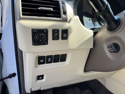 Used 2019 Lexus GX 460 Premium image 7