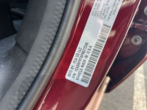 Used 2023 RAM 1500 Laramie AWD/4WD image 24