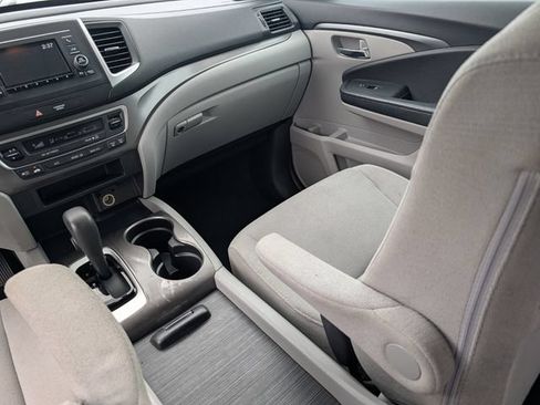 Used 2016 Honda Pilot LX image 23