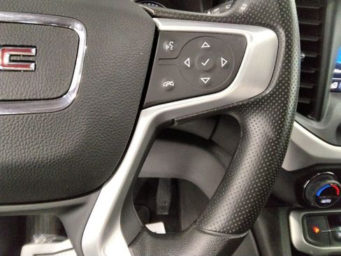 Used 2023 GMC Acadia SLE w/ Elevation Edition image 14