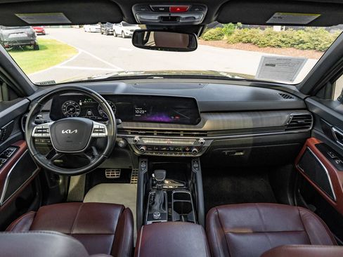Used 2024 Kia Telluride SX FWD image 24