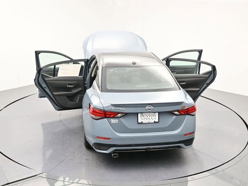 New 2025 Nissan Sentra SR image 24