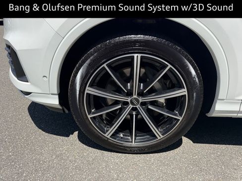 Used 2023 Audi Q7 2.0T Premium w/ Premium Plus Package AWD/4WD image 10