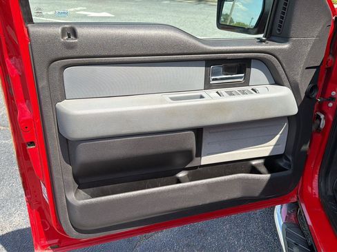 Used 2013 Ford F150 XLT w/ XLT Chrome Pkg RWD image 16