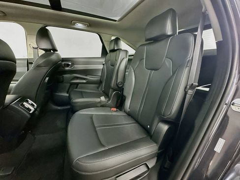 Used 2025 Kia Sorento EX w/ Panoramic Sunroof Package AWD/4WD image 26