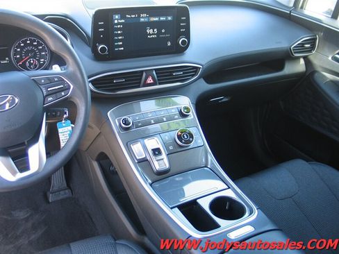 Used 2023 Hyundai Santa Fe SE AWD/4WD image 7