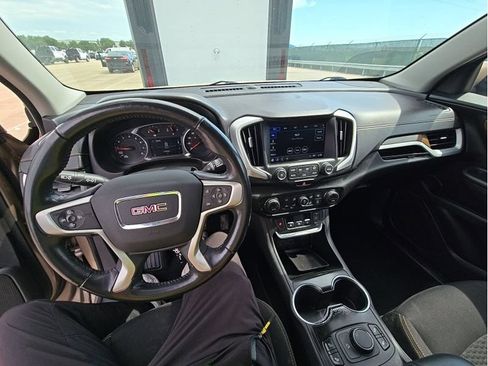 Used 2018 GMC Terrain SLE w/ Driver Convenience Package FWD image 28