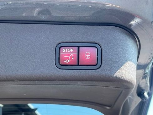 Used 2019 Mercedes-Benz GLE 400 4MATIC image 9