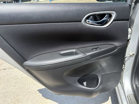 Used 2019 Nissan Sentra SV FWD image 22