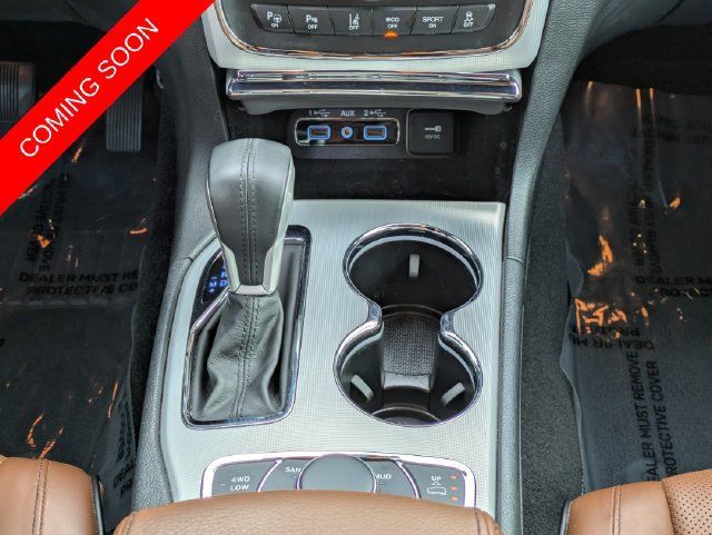 Certified 2018 Jeep Grand Cherokee Summit AWD/4WD image 18