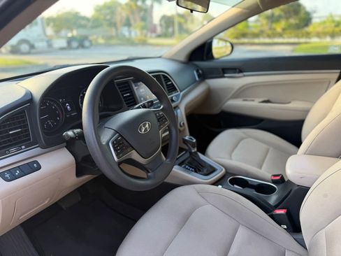 Used 2018 Hyundai Elantra SEL image 16