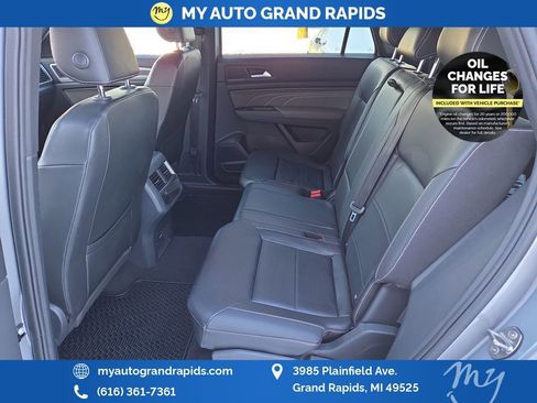 Used 2022 Volkswagen Atlas Cross Sport SE image 27